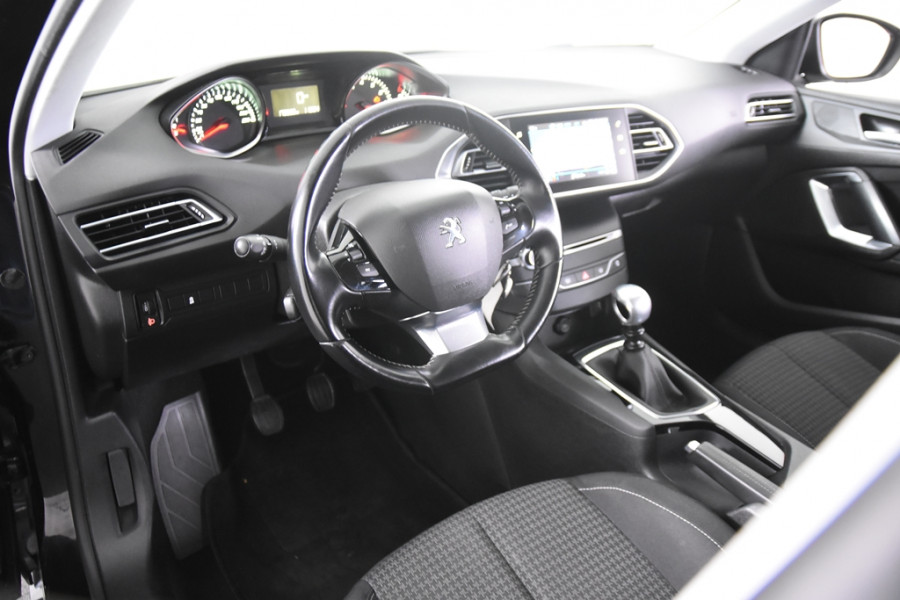 Peugeot 308 SW 1.2 PureTech Allure *KOPPAKKING LEK MEENEEMPRIJS*