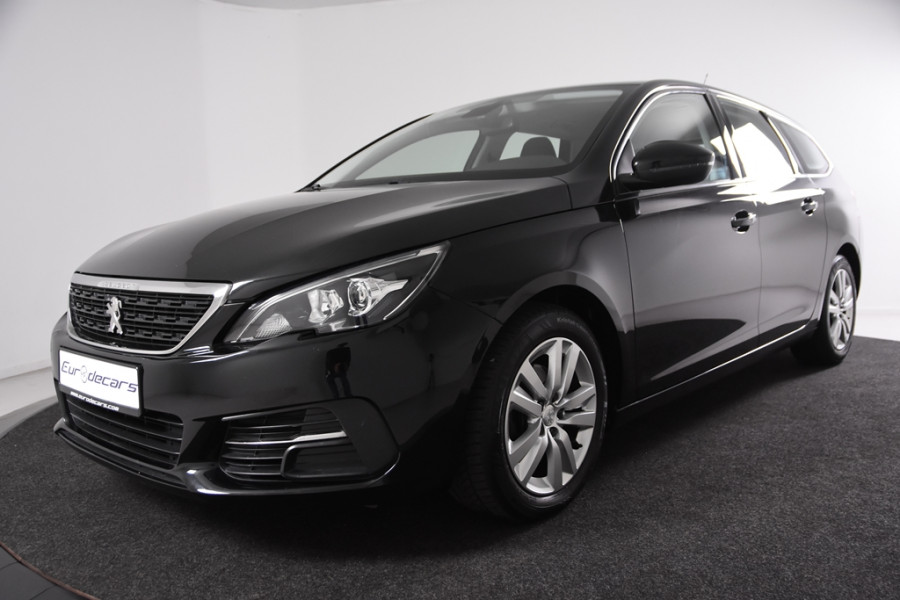 Peugeot 308 SW 1.2 PureTech Allure *KOPPAKKING LEK MEENEEMPRIJS*