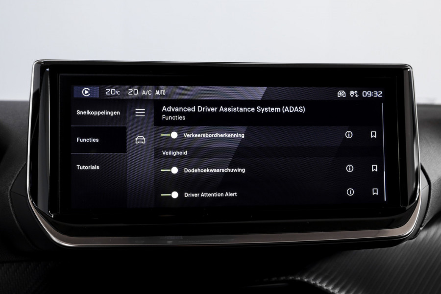 Peugeot 208 1.2 Hybrid 110 e-DCS6 Allure | Dig. Cockpit | Adapt. Cruise | PDC | Camera V+A | NAV+App. Connect | ECC | LM 16" | 0802 Peugeot 208 1.2 Hybrid 110 e-DCS6 Allure | Dig. Cockpit | Adapt. Cruise | PDC | Camera V+A | NAV+App. Connect | ECC | LM 16" | 0802