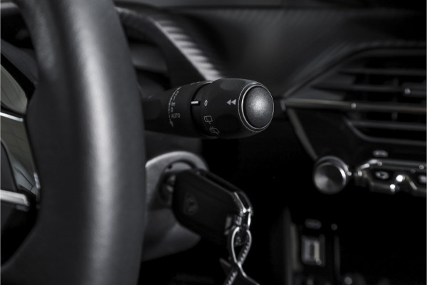 Peugeot 208 1.2 Hybrid 110 e-DCS6 Allure | Dig. Cockpit | Adapt. Cruise | PDC | Camera V+A | NAV+App. Connect | ECC | LM 16" | 0802 Peugeot 208 1.2 Hybrid 110 e-DCS6 Allure | Dig. Cockpit | Adapt. Cruise | PDC | Camera V+A | NAV+App. Connect | ECC | LM 16" | 0802