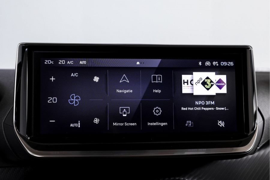 Peugeot 208 1.2 Hybrid 110 e-DCS6 Allure | Dig. Cockpit | Adapt. Cruise | PDC | Camera V+A | NAV+App. Connect | ECC | LM 16" | 9303