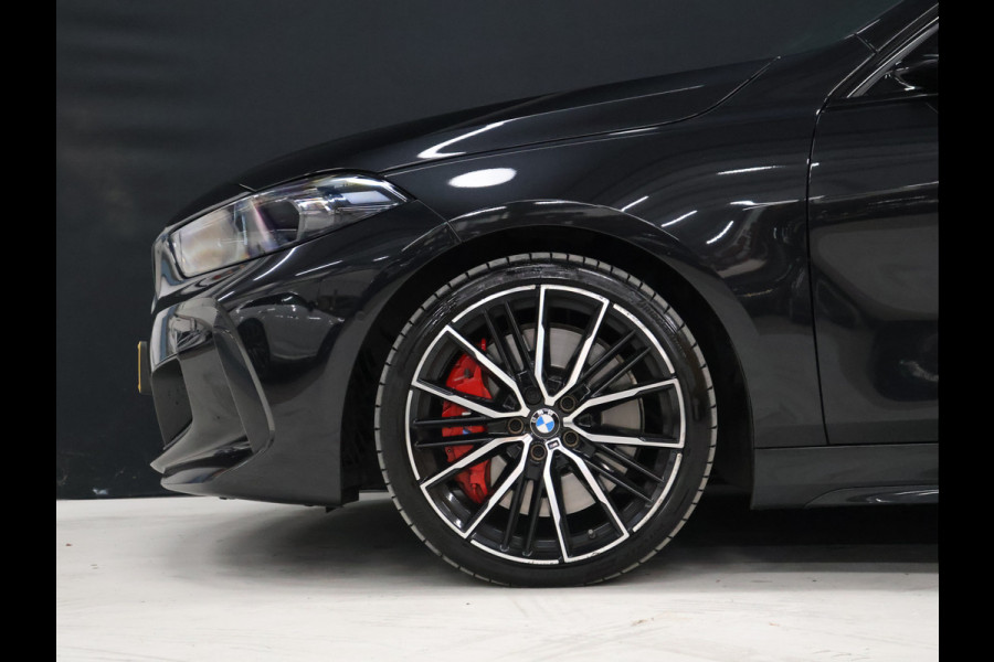 BMW 1-serie 128ti High Executive *WEEKAANBIEDING* [M-CONTOURSTOEL, SCHUIFKANTELDAK, HARMAN KARDON, M-SPOILER, STOELVERWARMING, M-SPORT STEERING, NIEUWSTAAT]