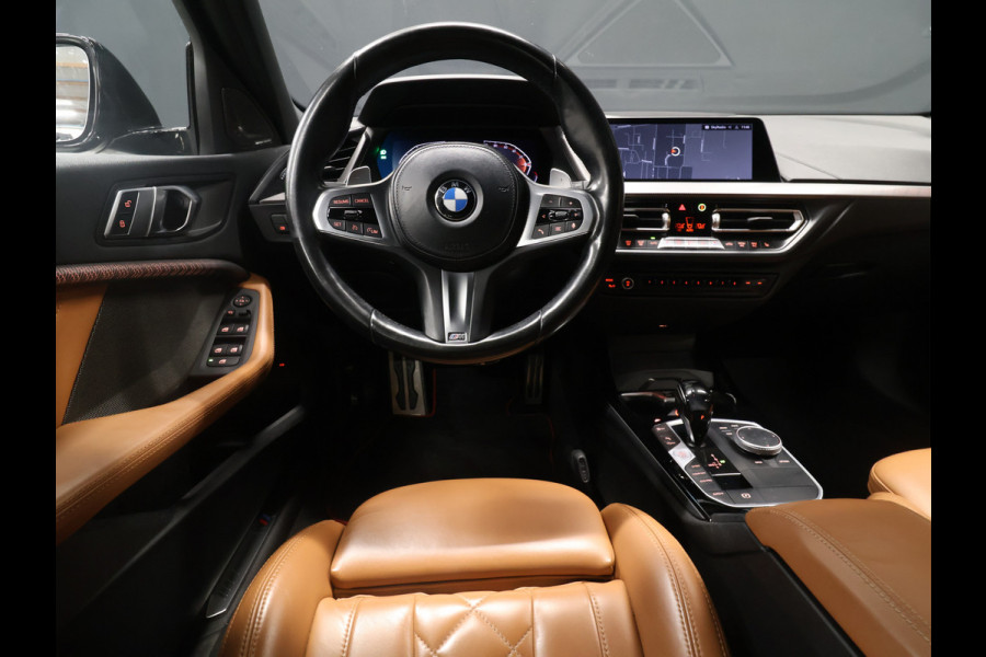 BMW 1-serie 128ti High Executive *WEEKAANBIEDING* [M-CONTOURSTOEL, SCHUIFKANTELDAK, HARMAN KARDON, M-SPOILER, STOELVERWARMING, M-SPORT STEERING, NIEUWSTAAT]