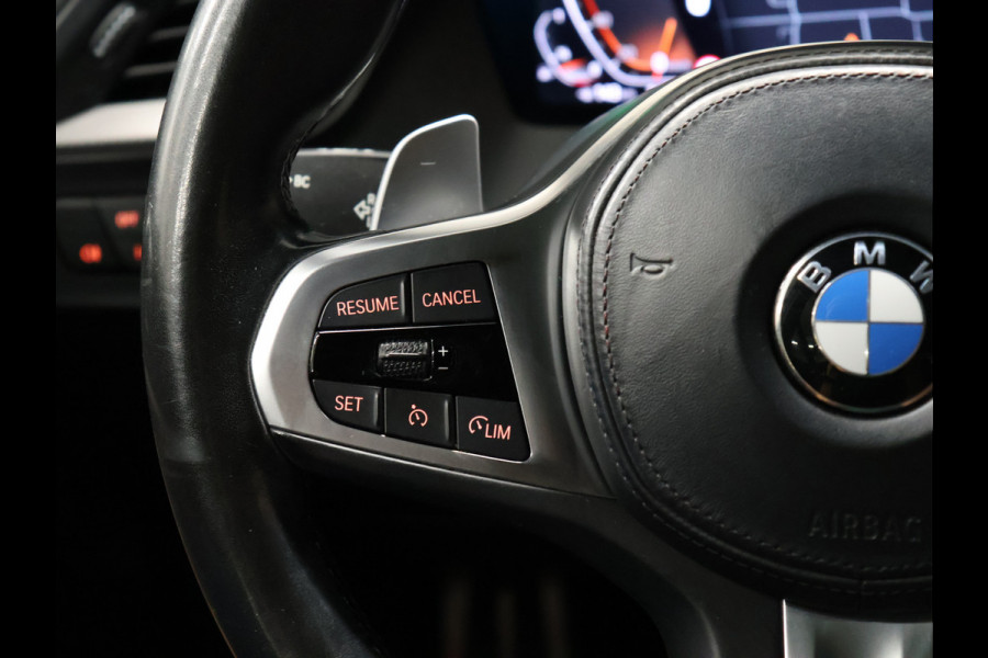 BMW 1-serie 128ti High Executive *WEEKAANBIEDING* [M-CONTOURSTOEL, SCHUIFKANTELDAK, HARMAN KARDON, M-SPOILER, STOELVERWARMING, M-SPORT STEERING, NIEUWSTAAT]