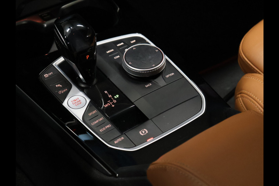 BMW 1-serie 128ti High Executive *WEEKAANBIEDING* [M-CONTOURSTOEL, SCHUIFKANTELDAK, HARMAN KARDON, M-SPOILER, STOELVERWARMING, M-SPORT STEERING, NIEUWSTAAT]