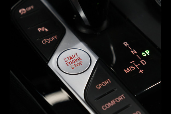 BMW 1-serie 128ti High Executive *WEEKAANBIEDING* [M-CONTOURSTOEL, SCHUIFKANTELDAK, HARMAN KARDON, M-SPOILER, STOELVERWARMING, M-SPORT STEERING, NIEUWSTAAT]