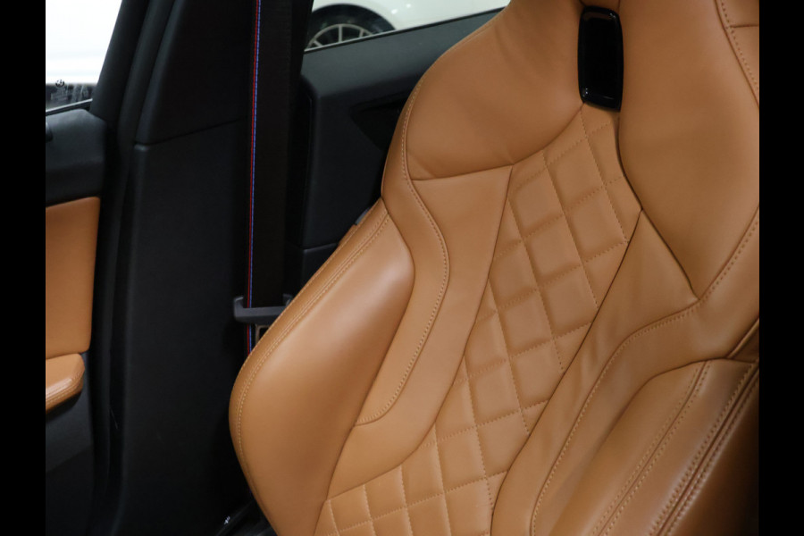BMW 1-serie 128ti High Executive *WEEKAANBIEDING* [M-CONTOURSTOEL, SCHUIFKANTELDAK, HARMAN KARDON, M-SPOILER, STOELVERWARMING, M-SPORT STEERING, NIEUWSTAAT]