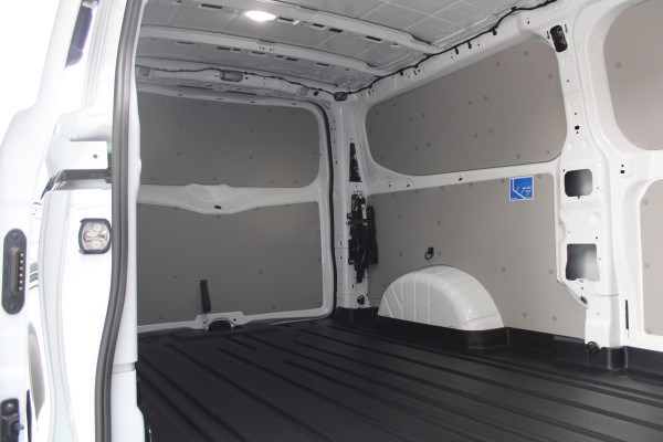 Ford Transit Custom 320 2.0 TDCI L2H1 Trend 170pk - Achterklep - Carplay - Android - LED koplampen - Stoelverwarming - 70l tank - Rijklaar Ford Transit Custom 320 2.0 TDCI L2H1 Trend 170pk - Achterklep - Carplay - Android - LED koplampen - Stoelverwarming - 70l tank - Rijklaar