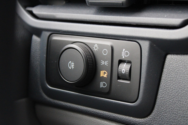 Ford Transit Custom 320 2.0 TDCI L2H1 Trend 170pk - Achterklep - Carplay - Android - LED koplampen - Stoelverwarming - 70l tank - Rijklaar Ford Transit Custom 320 2.0 TDCI L2H1 Trend 170pk - Achterklep - Carplay - Android - LED koplampen - Stoelverwarming - 70l tank - Rijklaar