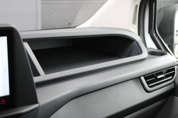 Ford Transit Custom 320 2.0 TDCI L2H1 Trend 170pk - Achterklep - Carplay - Android - LED koplampen - Stoelverwarming - 70l tank - Rijklaar Ford Transit Custom 320 2.0 TDCI L2H1 Trend 170pk - Achterklep - Carplay - Android - LED koplampen - Stoelverwarming - 70l tank - Rijklaar