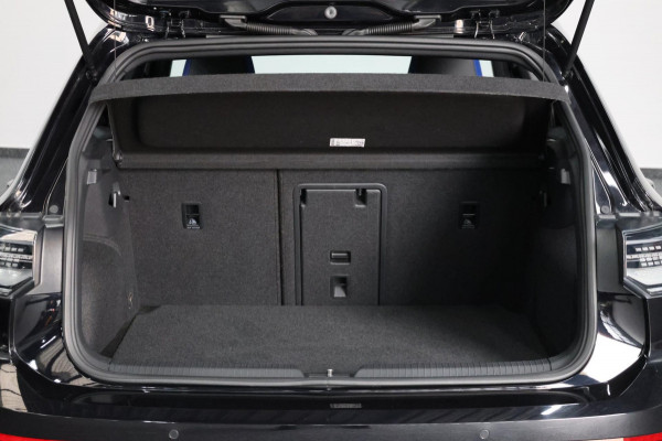 Volkswagen Golf 2.0 TSI R 4Motion 320+PK AKRAPOVIC/IQ+LED/VIRTUAL/PANO/LEER+S.VERWARMING/19" LMV/LINE/ACC/12 MND GARANTIE!