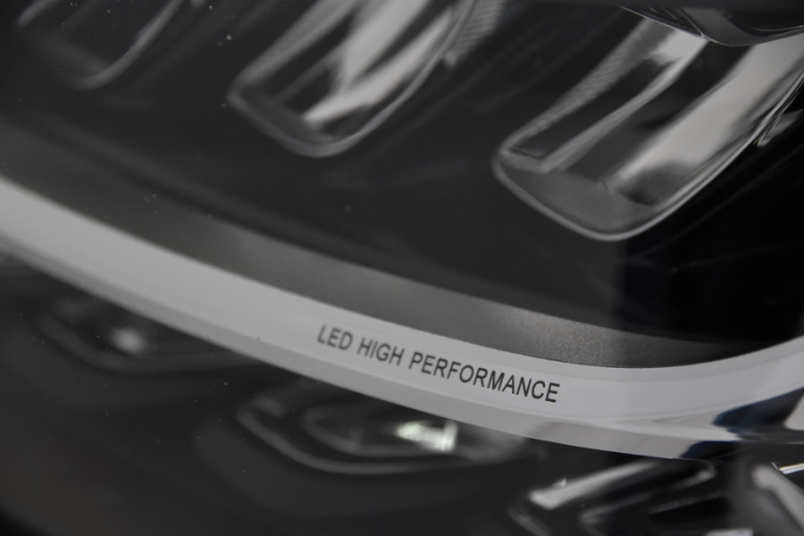 Mercedes-Benz C-Klasse 300 e Advantage Pack *1ste Eigenaar*Leer*Navigatie*Stoelverwarming*