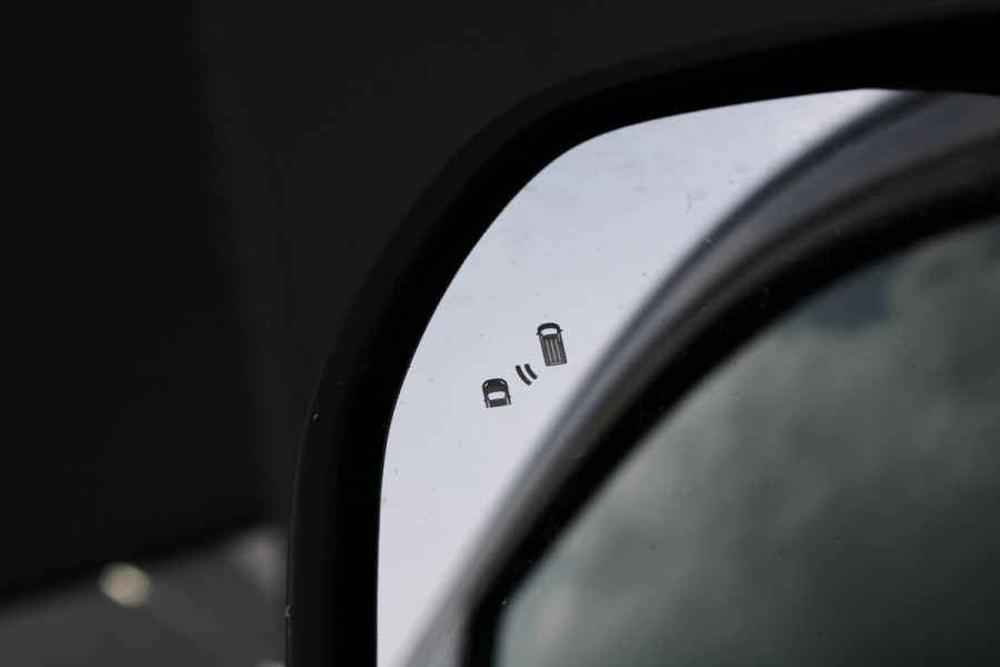 Ford Transit Custom 320 2.0 TDCI L2H1 Limited 150pk - 2x Schuifdeur - Adaptive Cruise - Verwarmd stuur - Blind spot - Navigatie - Camera - Draadloos Ford Transit Custom 320 2.0 TDCI L2H1 Limited 150pk - 2x Schuifdeur - Adaptive Cruise - Verwarmd stuur - Blind spot - Navigatie - Camera - Draadloos