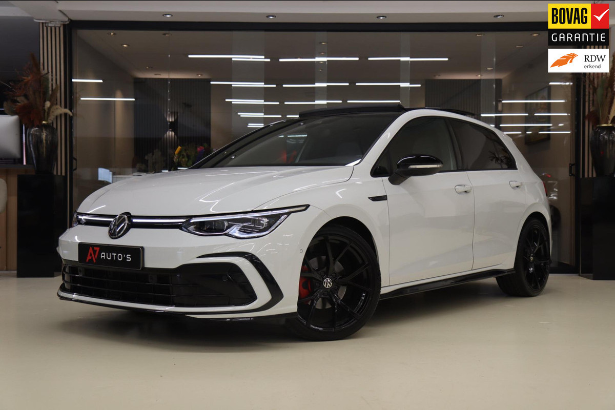 Volkswagen Golf 1.5 eTSI R-Line Business PANO/CAM/CARPLAY/ACC/DCC/VOL Volkswagen Golf 1.5 eTSI R-Line Business PANO/CAM/CARPLAY/ACC/DCC/VOL