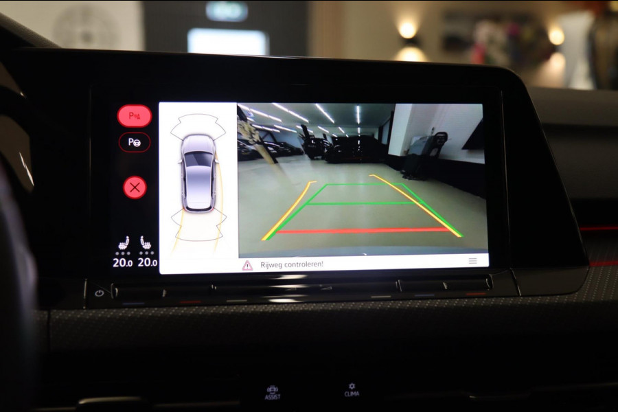 Volkswagen Golf 1.5 eTSI R-Line Business PANO/CAM/CARPLAY/ACC/DCC/VOL