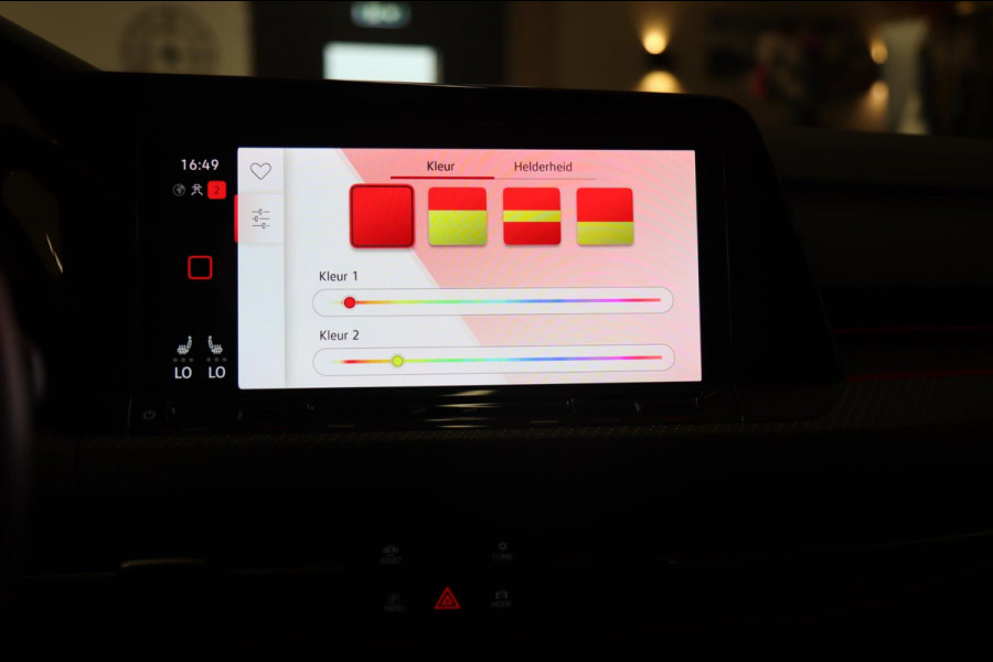 Volkswagen Golf 1.5 eTSI R-Line Business PANO/CAM/CARPLAY/ACC/DCC/VOL