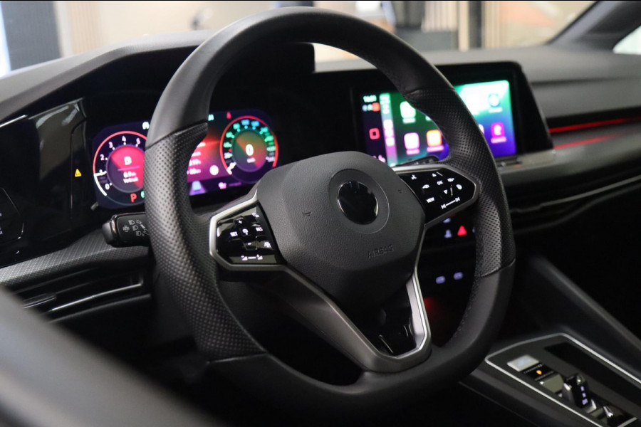 Volkswagen Golf 1.5 eTSI R-Line Business PANO/CAM/CARPLAY/ACC/DCC/VOL