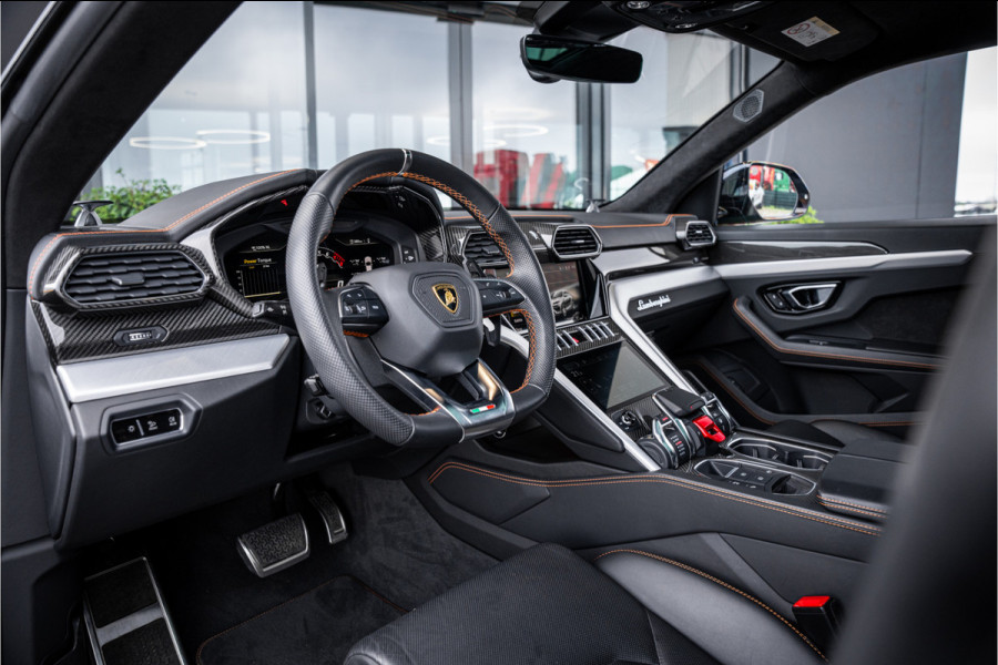 Lamborghini Urus 4.0 V8 - Akrapovic l Panorama l B&O | Dealer O.H. Lamborghini Urus 4.0 V8 - Akrapovic l Panorama l B&O | Dealer O.H.