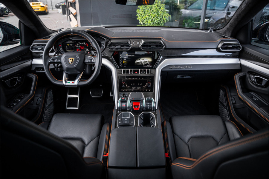 Lamborghini Urus 4.0 V8 - Akrapovic l Panorama l B&O | Dealer O.H. Lamborghini Urus 4.0 V8 - Akrapovic l Panorama l B&O | Dealer O.H.