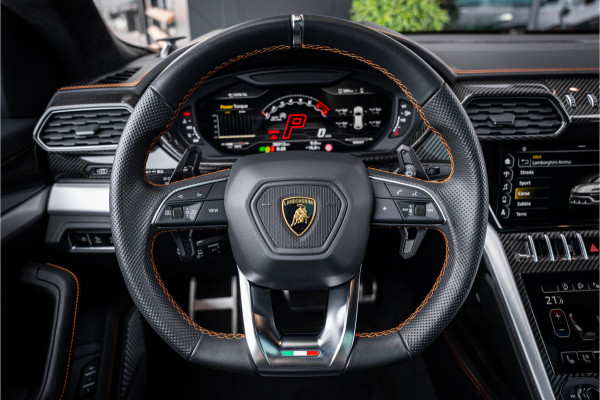 Lamborghini Urus 4.0 V8 - Akrapovic l Panorama l B&O | Dealer O.H. Lamborghini Urus 4.0 V8 - Akrapovic l Panorama l B&O | Dealer O.H.