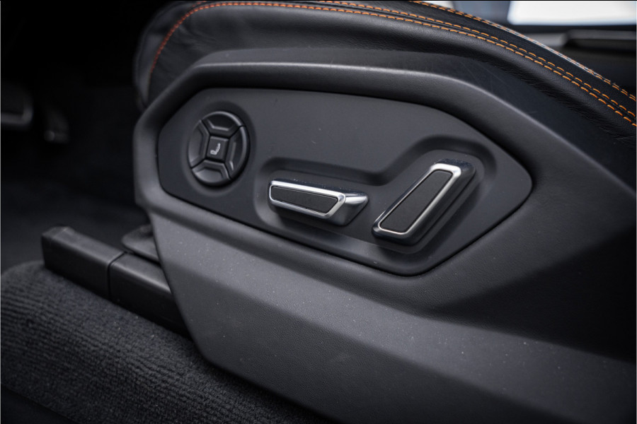 Lamborghini Urus 4.0 V8 - Akrapovic l Panorama l B&O | Dealer O.H. Lamborghini Urus 4.0 V8 - Akrapovic l Panorama l B&O | Dealer O.H.