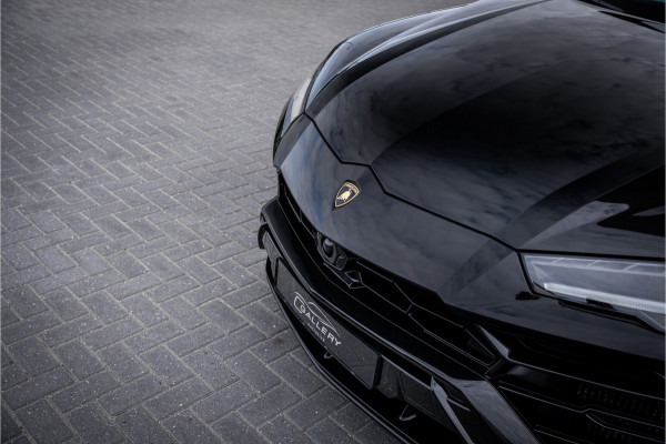 Lamborghini Urus 4.0 V8 - Akrapovic l Panorama l B&O | Dealer O.H. Lamborghini Urus 4.0 V8 - Akrapovic l Panorama l B&O | Dealer O.H.