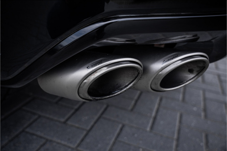 Lamborghini Urus 4.0 V8 - Akrapovic l Panorama l B&O | Dealer O.H. Lamborghini Urus 4.0 V8 - Akrapovic l Panorama l B&O | Dealer O.H.