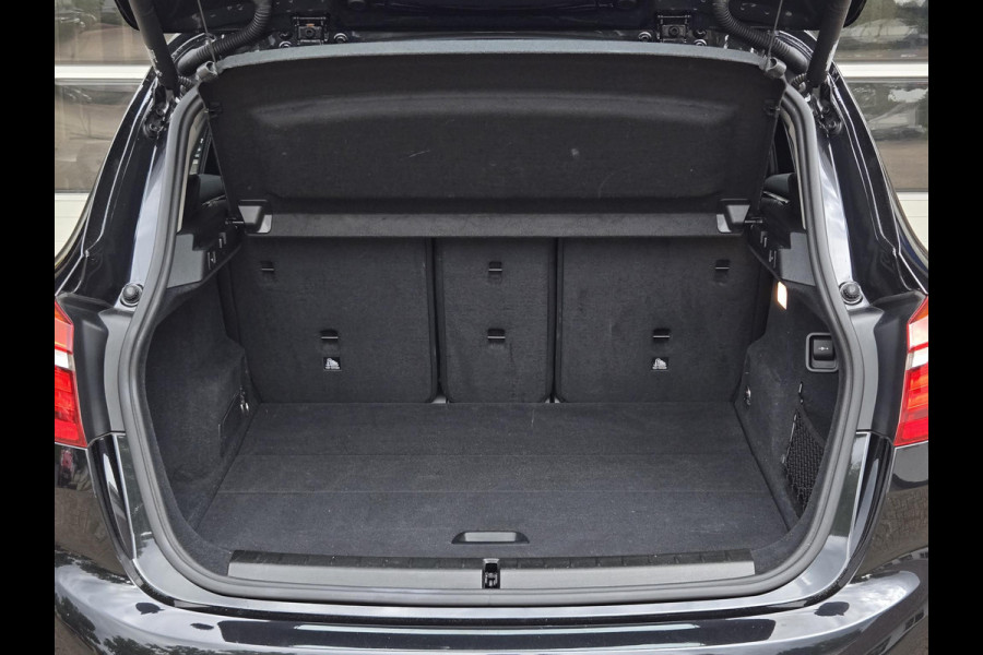 BMW 2 Serie Active Tourer 218i High Executive | LUXURY LINE | LEDER | SPORTSTOELEN | HEAD UP |