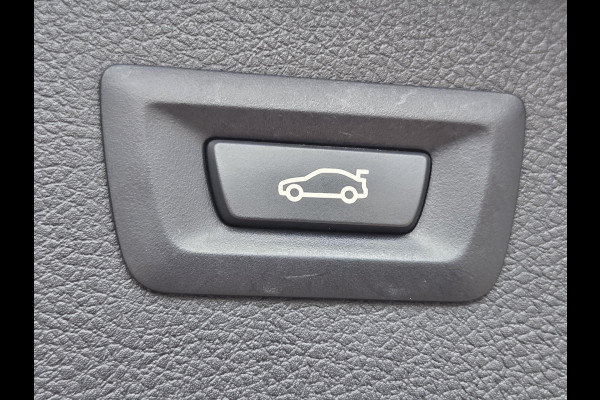 BMW 2 Serie Active Tourer 218i High Executive | LUXURY LINE | LEDER | SPORTSTOELEN | HEAD UP |