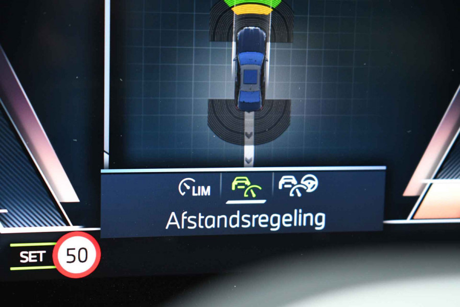 BMW 5 Serie Touring 520i M-Sport Pano Trekh ACC 360 B&W HUD 21inch Stoelventilatie