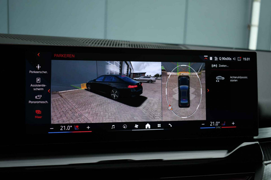 BMW 5 Serie Touring 520i M-Sport Pano Trekh ACC 360 B&W HUD 21inch Stoelventilatie