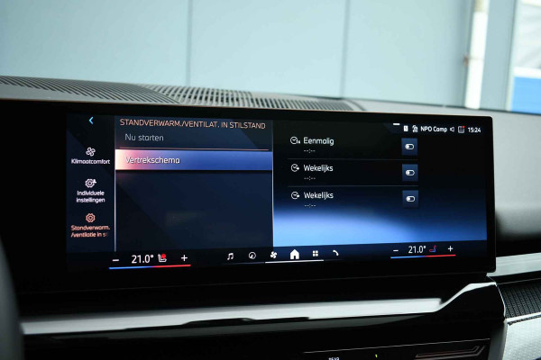 BMW 5 Serie Touring 520i M-Sport Pano Trekh ACC 360 B&W HUD 21inch Stoelventilatie