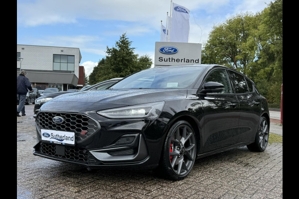 Ford Focus 2.3 EcoBoost ST-X | 280pk | Winter Pack | Achteruitrijcamera | Head up Display | AGR-Stoelen | Sper Differentieel