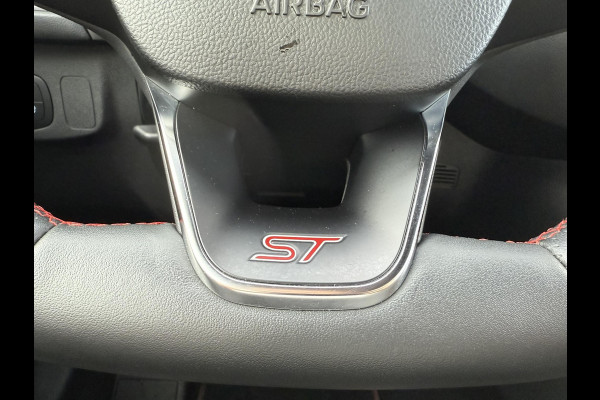 Ford Focus 2.3 EcoBoost ST-X | 280pk | Winter Pack | Achteruitrijcamera | Head up Display | AGR-Stoelen | Sper Differentieel