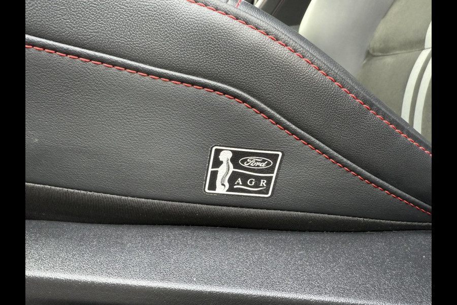 Ford Focus 2.3 EcoBoost ST-X | 280pk | Winter Pack | Achteruitrijcamera | Head up Display | AGR-Stoelen | Sper Differentieel