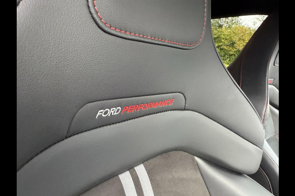 Ford Focus 2.3 EcoBoost ST-X | 280pk | Winter Pack | Achteruitrijcamera | Head up Display | AGR-Stoelen | Sper Differentieel