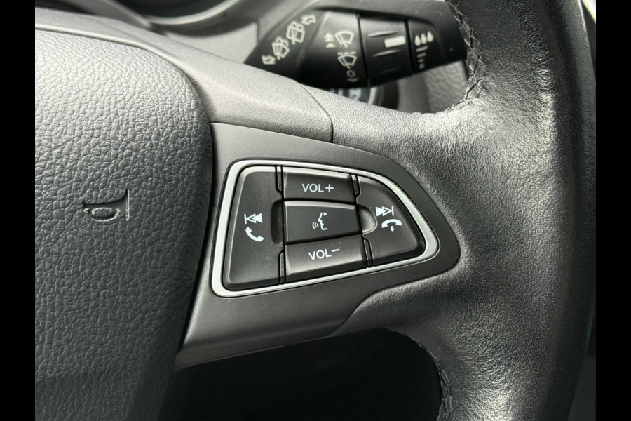 Ford Focus BWJ 2018 | 1.0 126PK Titanium | TREKHAAK | SCHUIFDAK | CLIMA | CAMERA | CARPLAY | NAVI | CRUISE | 2X PDC |