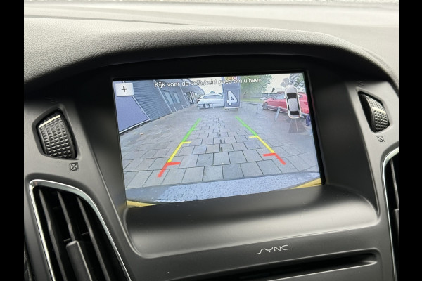 Ford Focus BWJ 2018 | 1.0 126PK Titanium | TREKHAAK | SCHUIFDAK | CLIMA | CAMERA | CARPLAY | NAVI | CRUISE | 2X PDC |