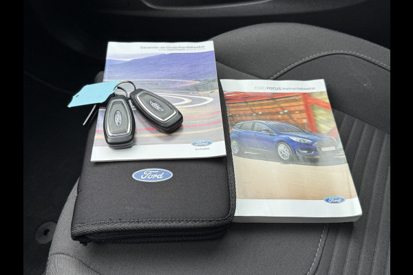 Ford Focus BWJ 2018 | 1.0 126PK Titanium | TREKHAAK | SCHUIFDAK | CLIMA | CAMERA | CARPLAY | NAVI | CRUISE | 2X PDC |