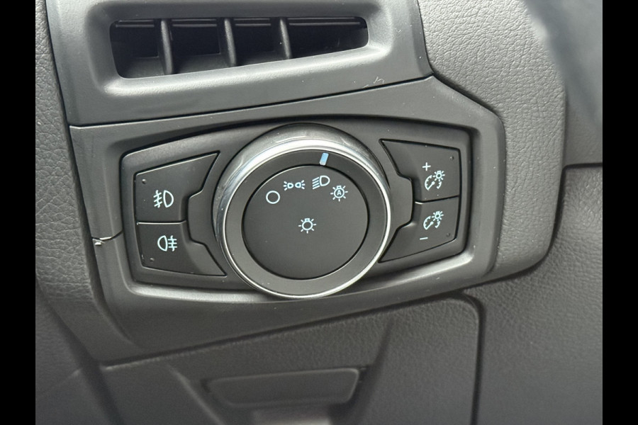 Ford Focus BWJ 2018 | 1.0 126PK Titanium | TREKHAAK | SCHUIFDAK | CLIMA | CAMERA | CARPLAY | NAVI | CRUISE | 2X PDC |