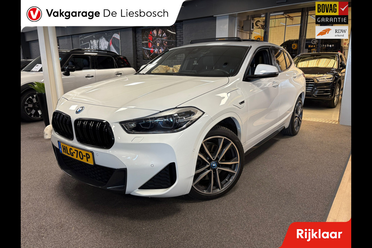 BMW X2 XDrive25e High Executive M-sport / camera / stoelverwarming / Head-up / panorama-dak