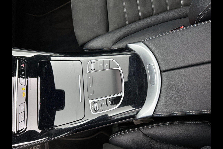 Mercedes-Benz EQC 400 4MATIC AMG Premium 80 kWh BLACK-LINE | TREKHAAK | SCHUIFDAK | EL. ACHTERKLEP Mercedes-Benz EQC 400 4MATIC AMG Premium 80 kWh BLACK-LINE | TREKHAAK | SCHUIFDAK | EL. ACHTERKLEP