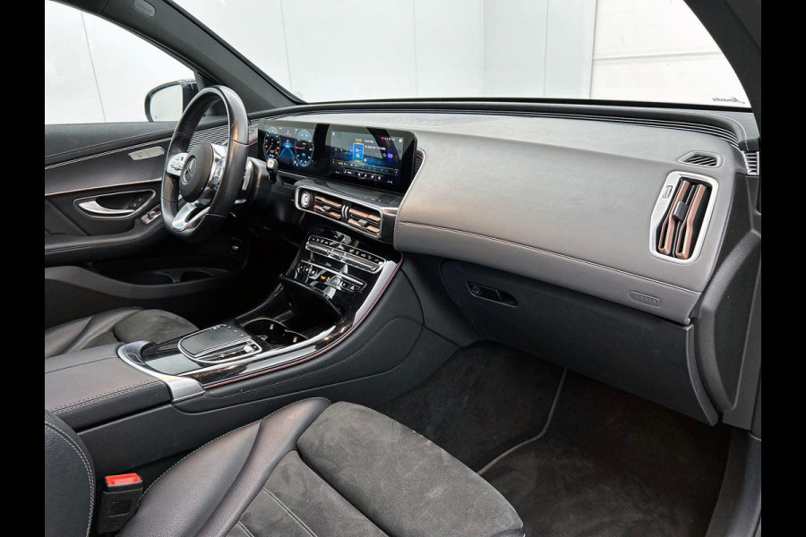 Mercedes-Benz EQC 400 4MATIC AMG Premium 80 kWh BLACK-LINE | TREKHAAK | SCHUIFDAK | EL. ACHTERKLEP Mercedes-Benz EQC 400 4MATIC AMG Premium 80 kWh BLACK-LINE | TREKHAAK | SCHUIFDAK | EL. ACHTERKLEP