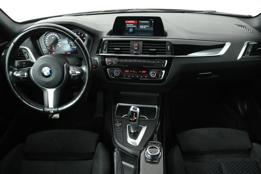 BMW 2 Serie Coupé 218i Executive Edition M-sport (Dealer onderhoud, NL-auto, Navi, Parkeerhulp V+A, Sportstoelen, Etc)
