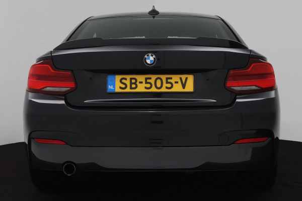 BMW 2 Serie Coupé 218i Executive Edition M-sport (Dealer onderhoud, NL-auto, Navi, Parkeerhulp V+A, Sportstoelen, Etc)