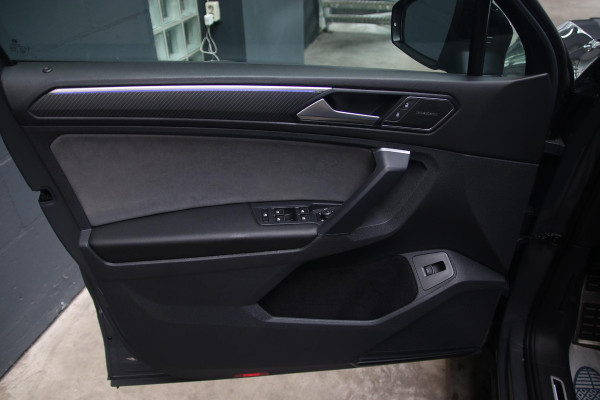 Volkswagen Tiguan 2.0 TSI R 75 Edition 4Motion PANO-H&K-AKRA-HUD