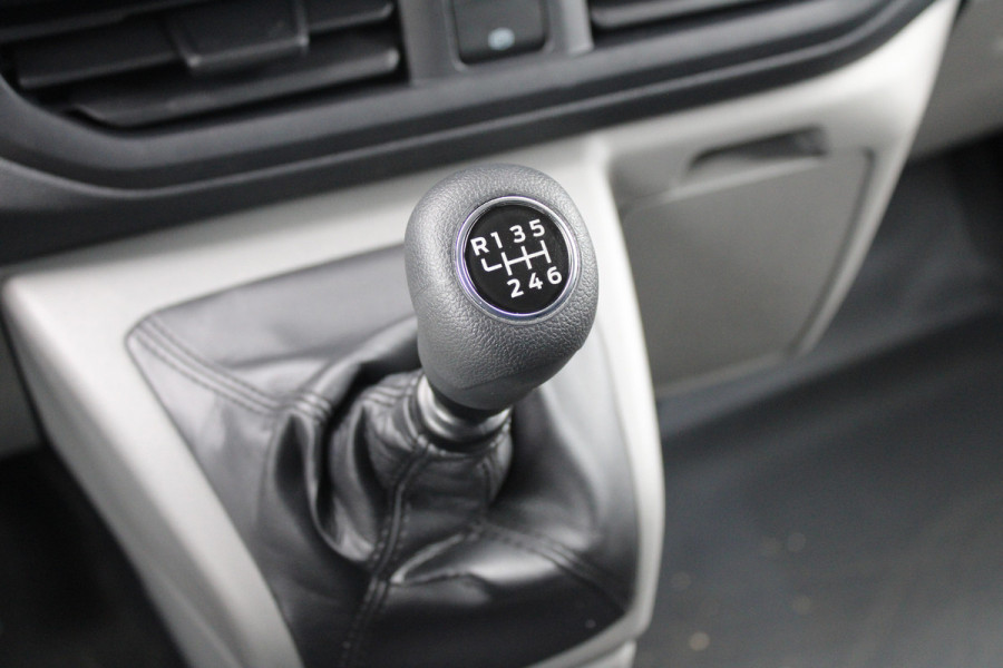 Ford Transit Custom 320 2.0 TDCI L2H1 Trend 150pk - Bijrijdersstoel 1+1 - Carplay - Camera - Android - LED koplampen - Stoelverwarming - 70l tank - Ford Transit Custom 320 2.0 TDCI L2H1 Trend 150pk - Bijrijdersstoel 1+1 - Carplay - Camera - Android - LED koplampen - Stoelverwarming - 70l tank -