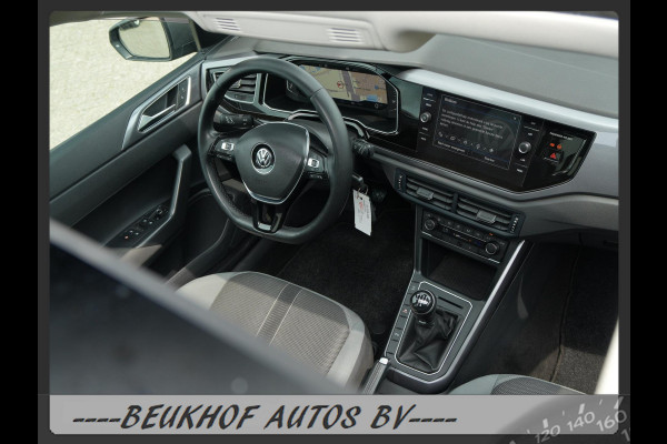 Volkswagen Polo 1.0 TSI Highline Panoramadak Xenon Carplay Volkswagen Polo 1.0 TSI Highline Panoramadak Xenon Carplay
