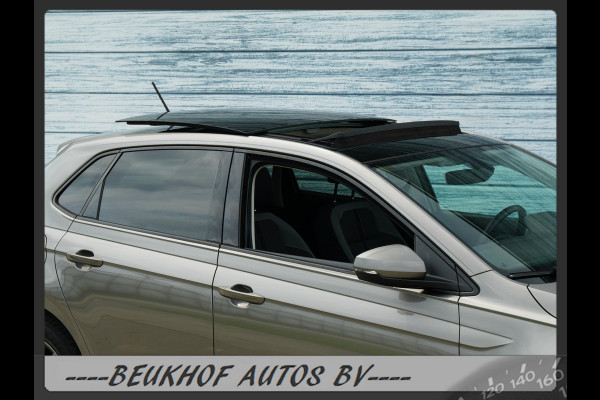 Volkswagen Polo 1.0 TSI Highline Panoramadak Xenon Carplay Volkswagen Polo 1.0 TSI Highline Panoramadak Xenon Carplay