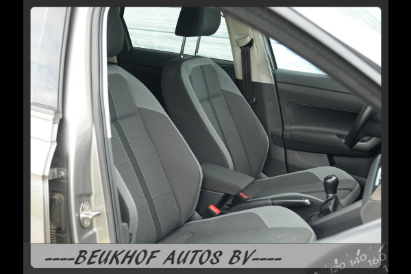 Volkswagen Polo 1.0 TSI Highline Panoramadak Xenon Carplay Volkswagen Polo 1.0 TSI Highline Panoramadak Xenon Carplay